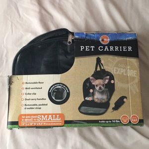 Small pet carrier